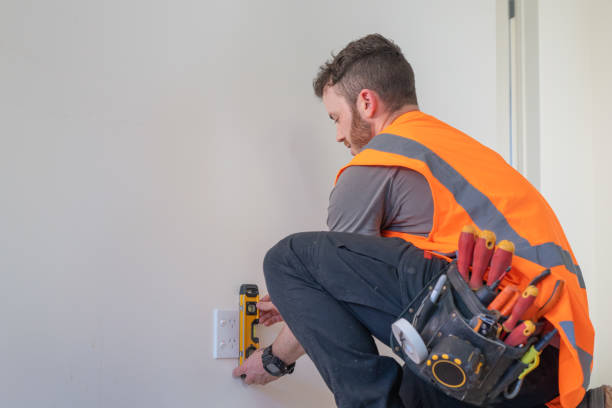 Best Electrician Near Me  in Iyanbito, NM
